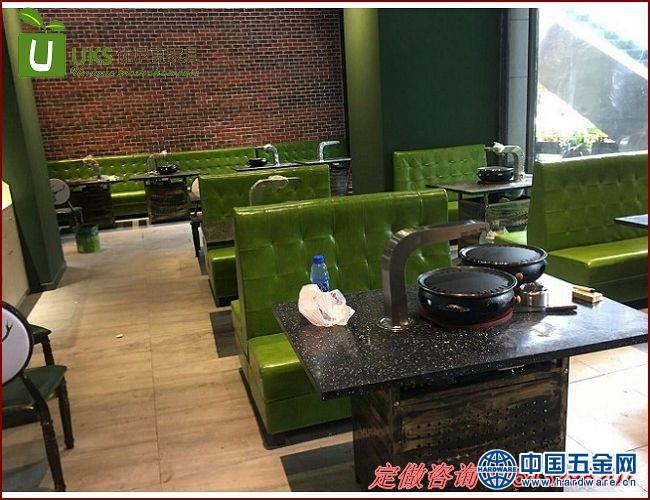 主题餐厅桌椅定制指南 如何选择专业的饭店快餐桌椅定做工厂